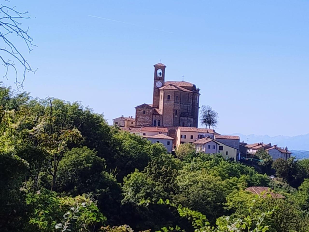La Barberina Apartment Ozzano Monferrato Bagian luar foto